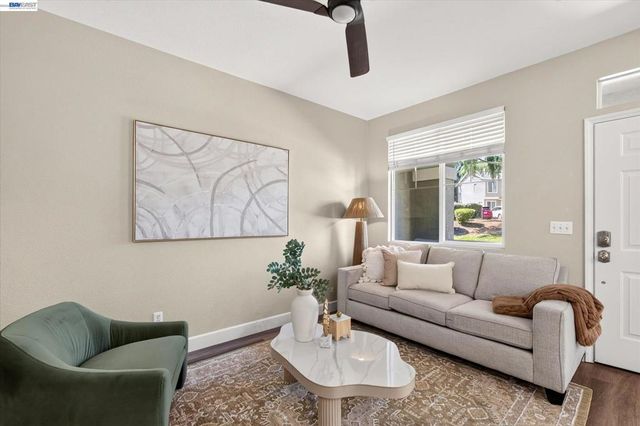 51 Bellington Cmn 3, Livermore, CA 94551