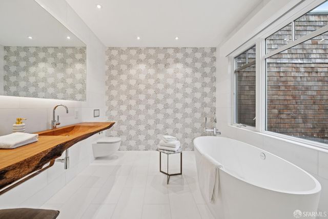 2550 Baker Street, San Francisco, CA 94123