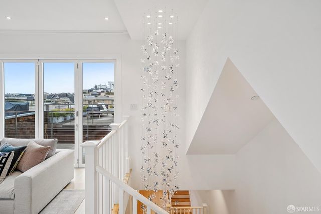 2550 Baker Street, San Francisco, CA 94123