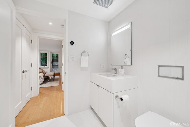 2550 Baker Street, San Francisco, CA 94123