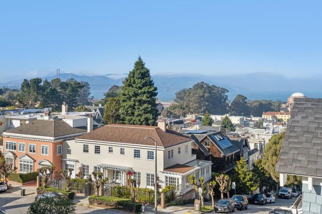 2550 Baker Street, San Francisco, CA 94123
