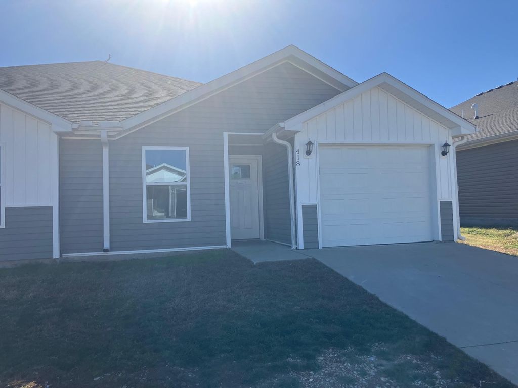 418 Alex Jordan, Duenweg, MO 64841