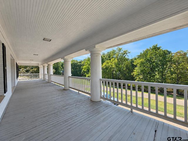 2800 Woodlake Dr, Tyler, TX 75701