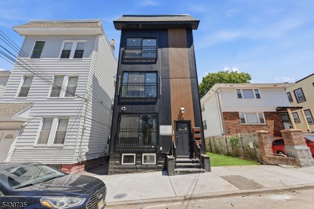 28 Grove Ter, Irvington Twp., NJ 07111