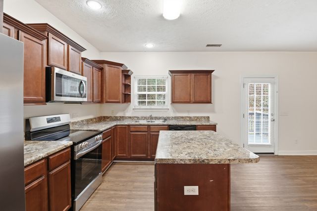 1409 Napa Pt, W, Antioch, TN 37013