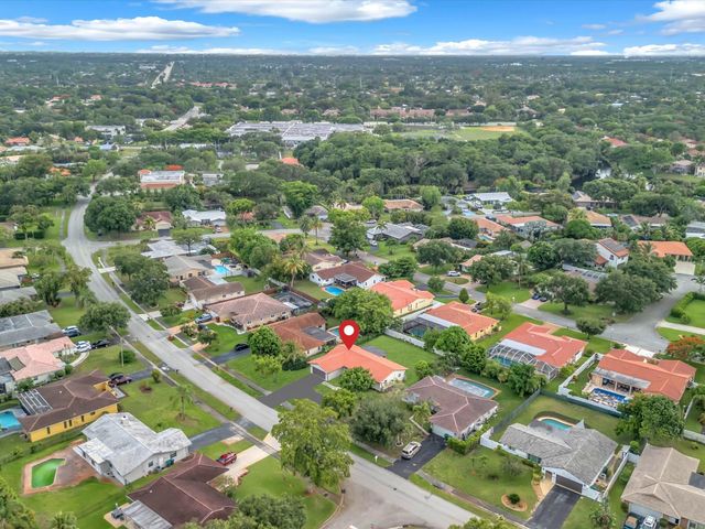 834 Ramblewood Drive, Coral Springs, FL 33071