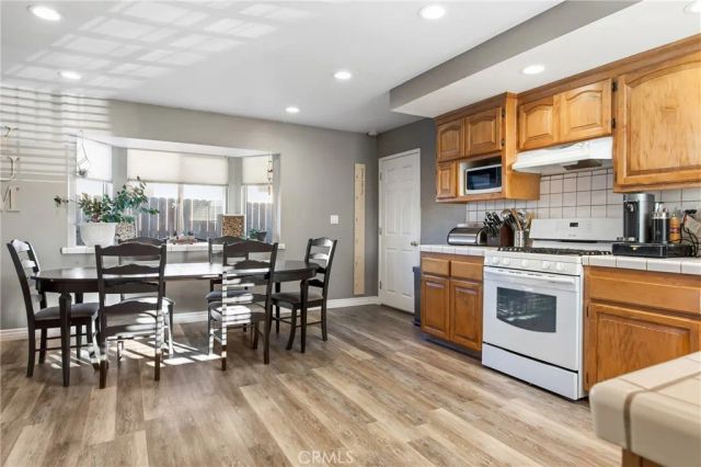 359 Atherly Lane, Santa Maria, CA 93455