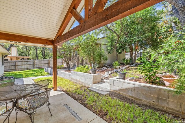9311 THORNBURY ST, San Antonio, TX 78250