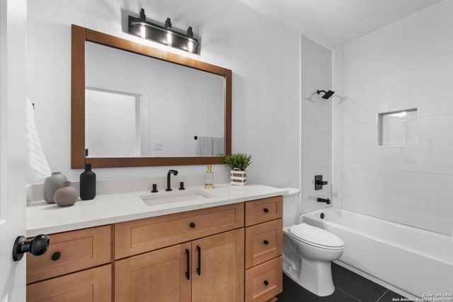 111 Dowdy, San Antonio, TX 78204