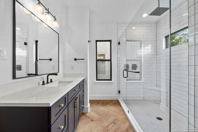 111 Dowdy, San Antonio, TX 78204