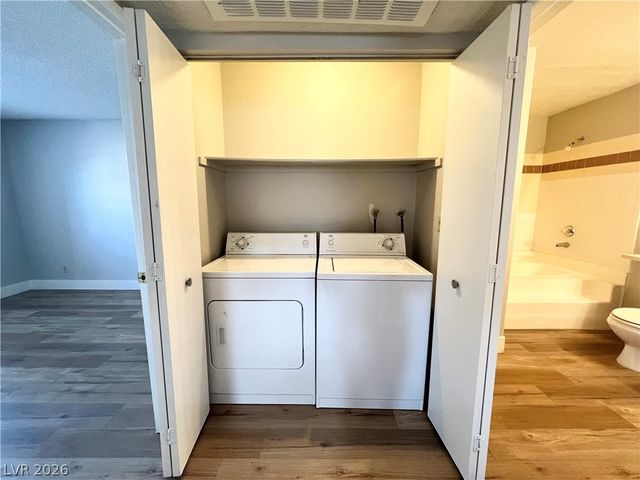 2989 Juniper Hills Boulevard 102, Las Vegas, NV 89142