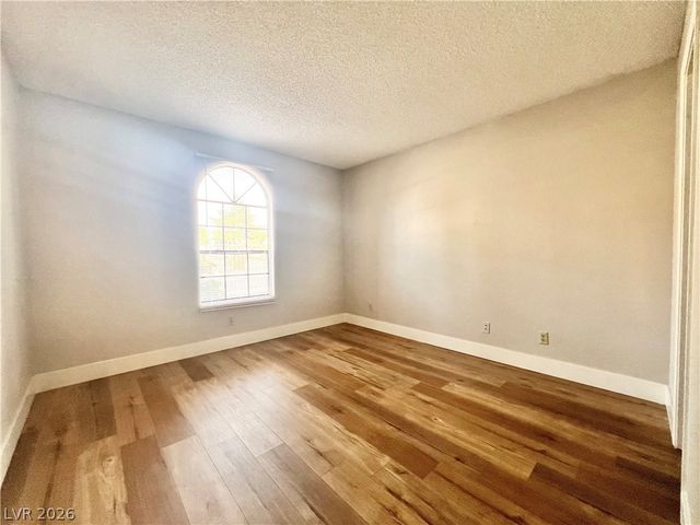 2989 Juniper Hills Boulevard 102, Las Vegas, NV 89142