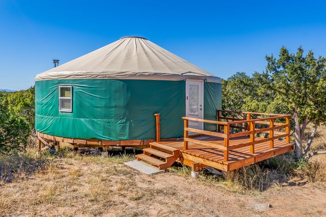 86A Arroyo Hondo, Santa Fe, NM 87508