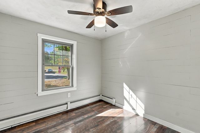 34 Clara Barton Road, Oxford, MA 01540