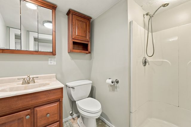 34 Clara Barton Road, Oxford, MA 01540
