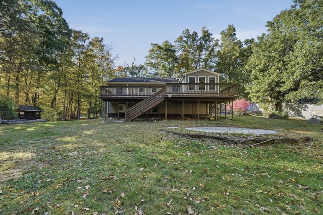 34 Clara Barton Road, Oxford, MA 01540