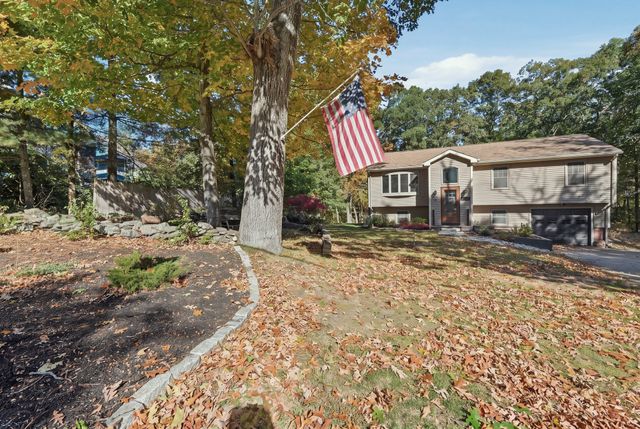 34 Clara Barton Road, Oxford, MA 01540