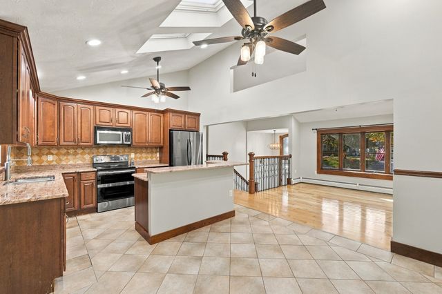 34 Clara Barton Road, Oxford, MA 01540