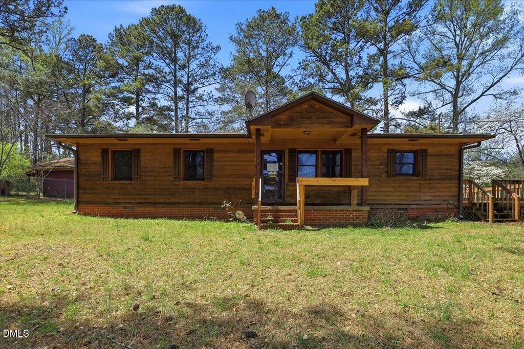 2001 Eason Drive, Clayton, NC 27520