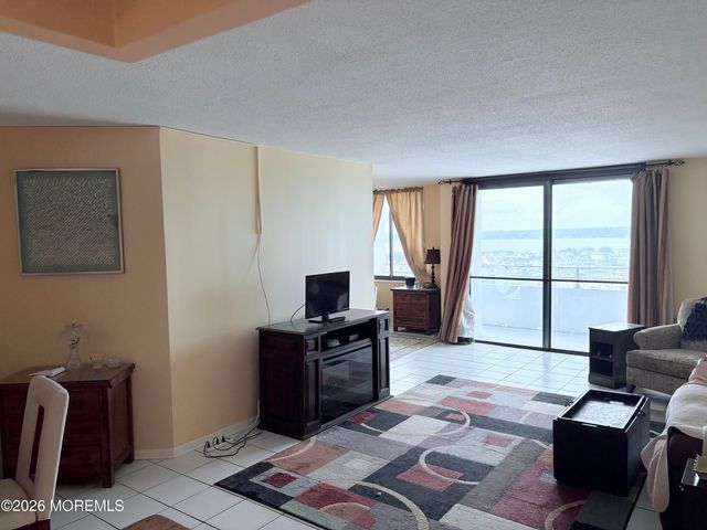 1 Channel Drive 1003, Monmouth Beach, NJ 07750