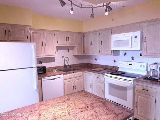 1 Channel Drive 1003, Monmouth Beach, NJ 07750