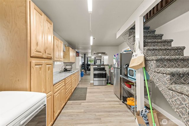 930 NW Pennsylvania, Chehalis, WA 98532