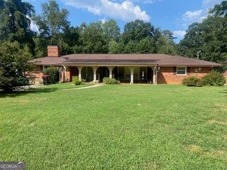 140 Bobs Drive, Mableton, GA 30126