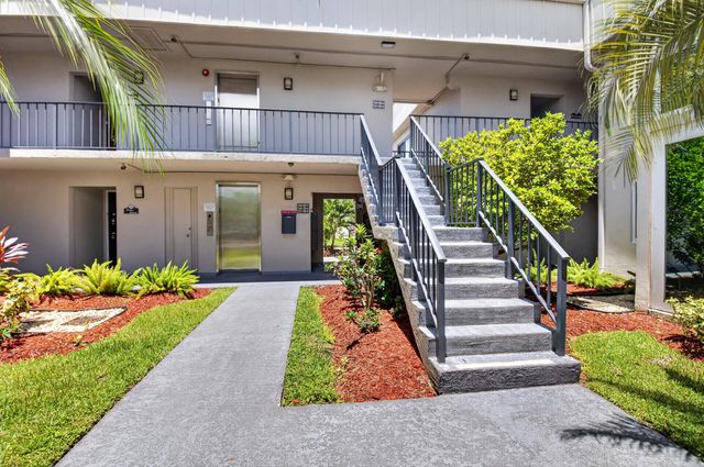 174 CAPRI D E 174, Delray Beach, FL 33484