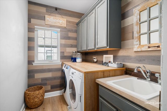 3534 Hidden Fawn Drive, Elgin, IL 60124