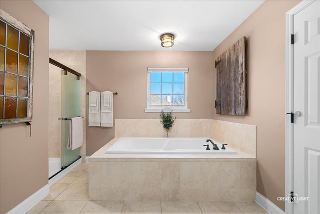 3534 Hidden Fawn Drive, Elgin, IL 60124