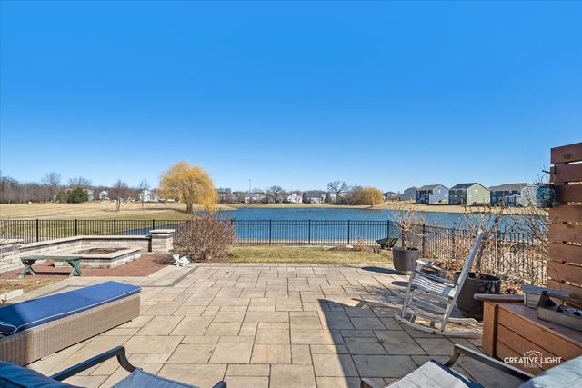 3534 Hidden Fawn Drive, Elgin, IL 60124