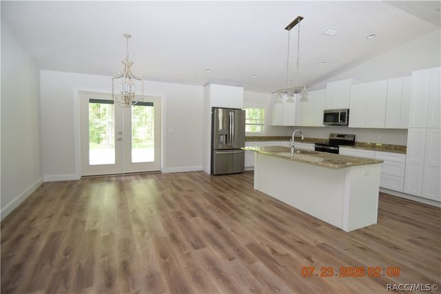 9106 N Lily Drive, Citrus Springs, FL 34434