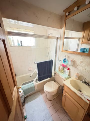 30 Hemlock Place, Middletown, CT 06457