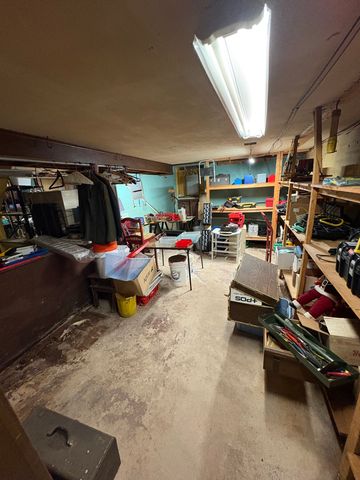 30 Hemlock Place, Middletown, CT 06457