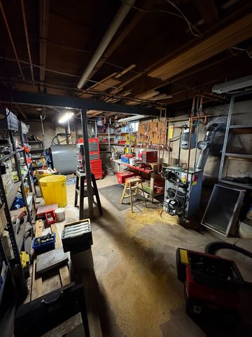 30 Hemlock Place, Middletown, CT 06457