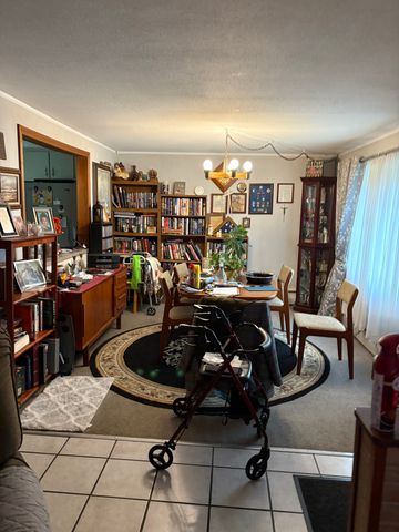 30 Hemlock Place, Middletown, CT 06457