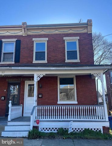 20 LAUREL ST, Woodbury, NJ 08096