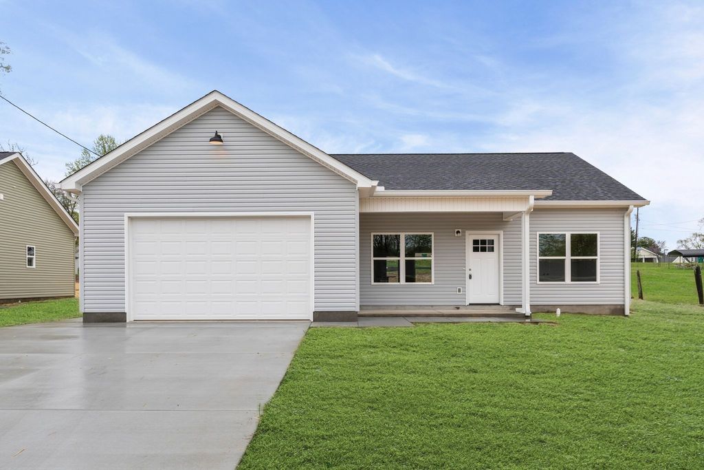 805 Shepard St, S, Winchester, TN 37398