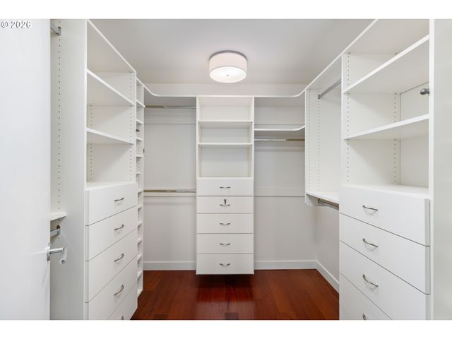 1310 Nw NAITO Pkwy 805, Portland, OR 97209