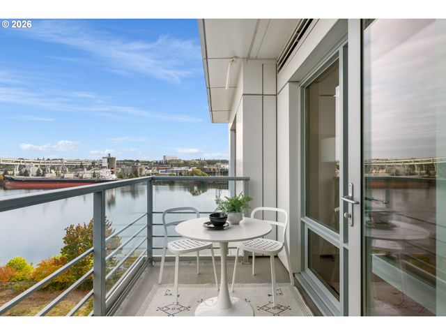 1310 Nw NAITO Pkwy 805, Portland, OR 97209