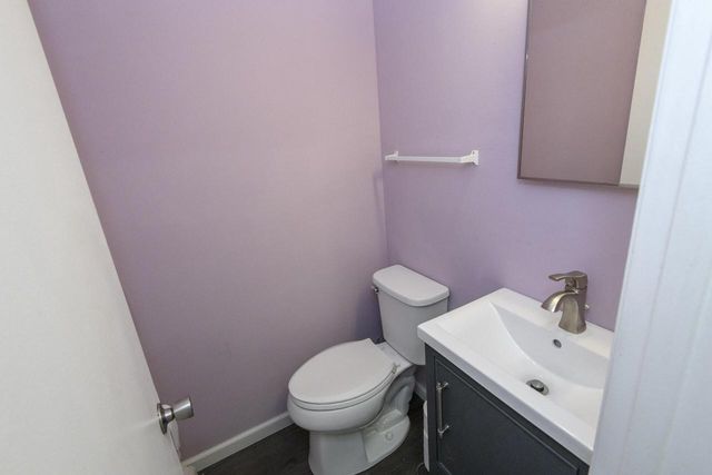 S56W29680 Roanoke DRIVE, Waukesha, WI 53189