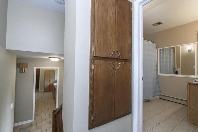 S56W29680 Roanoke DRIVE, Waukesha, WI 53189