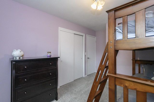 S56W29680 Roanoke DRIVE, Waukesha, WI 53189