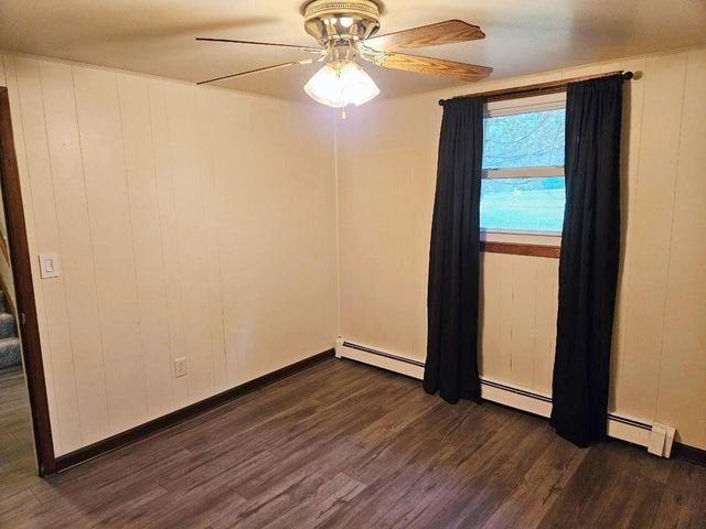 S56W29680 Roanoke DRIVE, Waukesha, WI 53189