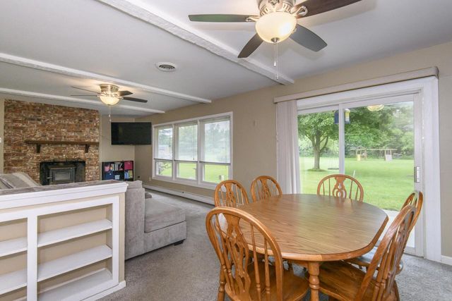 S56W29680 Roanoke DRIVE, Waukesha, WI 53189