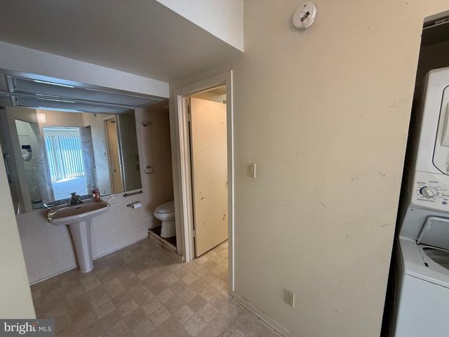 660 GENEVA DR #14, Mechanicsburg, PA 17055