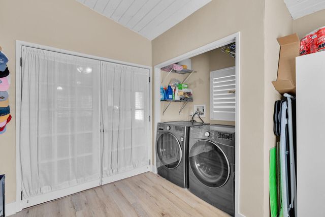 206 Dove Lake Drive, Key Largo, FL 33070