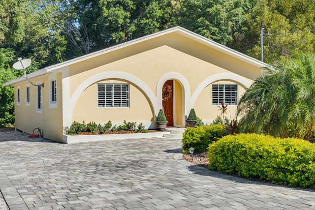 206 Dove Lake Drive, Key Largo, FL 33070