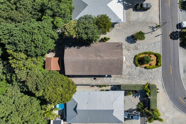 206 Dove Lake Drive, Key Largo, FL 33070