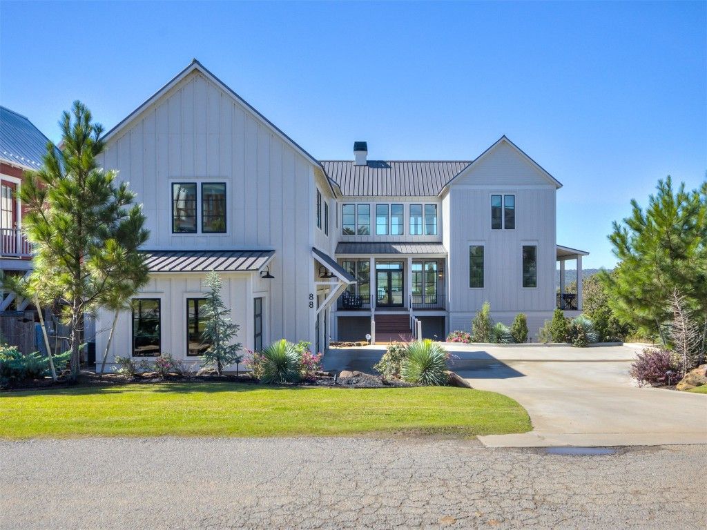 88 Ridgeline Road, Carlton Landing, OK 74432